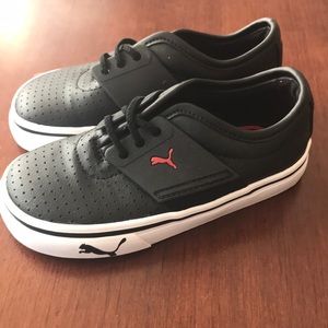 New Without Box Puma Boys Toddler Slip On Sneakers